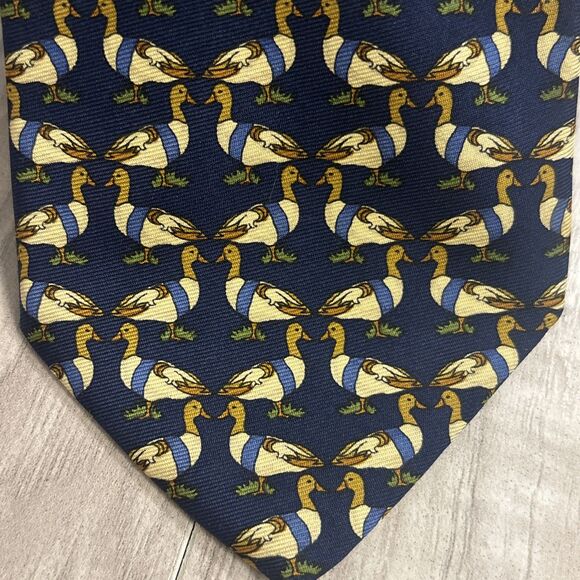 Brooks Brothers Makers 100% Silk Tie Ducks Made In USA - Picture 2 of 5